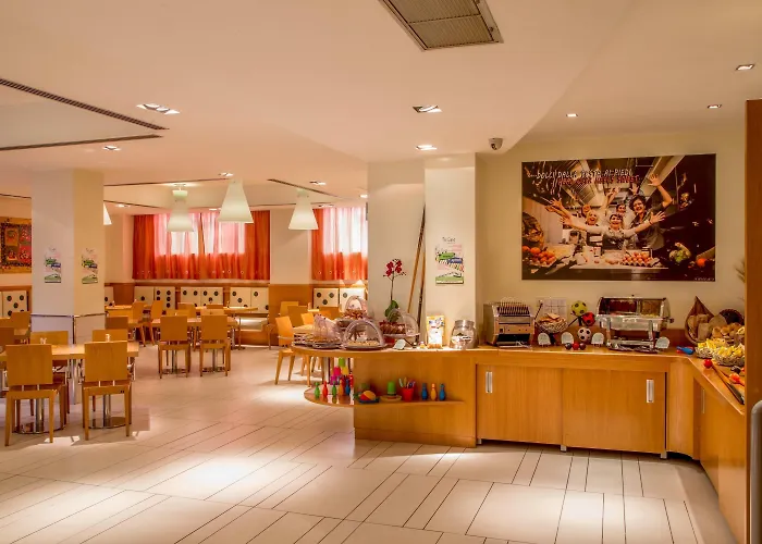 Western Globus 3* Rome
