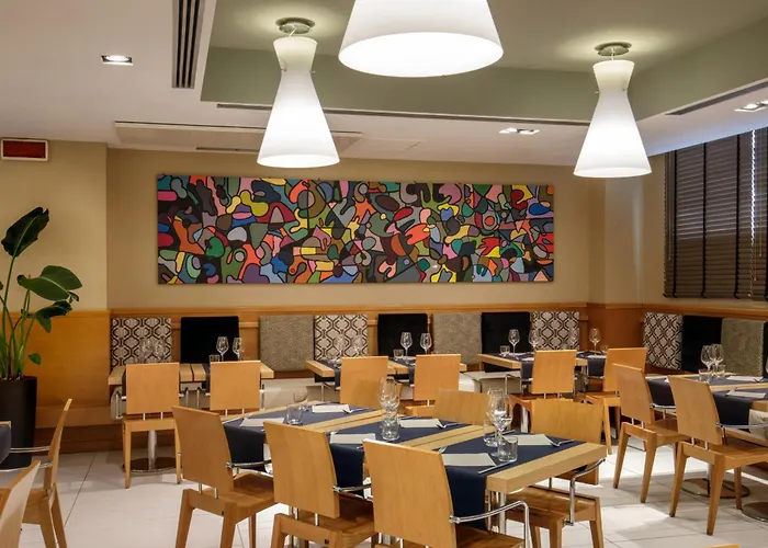 Otel Western Globus 3*