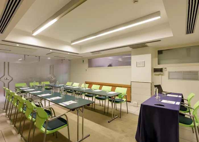 Ξενοδοχείο Western Globus 3*